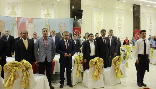 Milliyetçi Hareket Partisi (MHP) Dulkadiroğlu İlçe Başkanı Mustafa Akpınar, MHP Kahramanmaraş Milletvekili Mesut Dedeoğlu