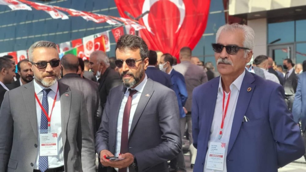 Elbistan MHP İlçe Başkanı Üzeyir Bostan, MHP İl Başkan Yardımcısı İsmail Çevik, Belediye Meclis Üyesi Cemil Bölükbaşı