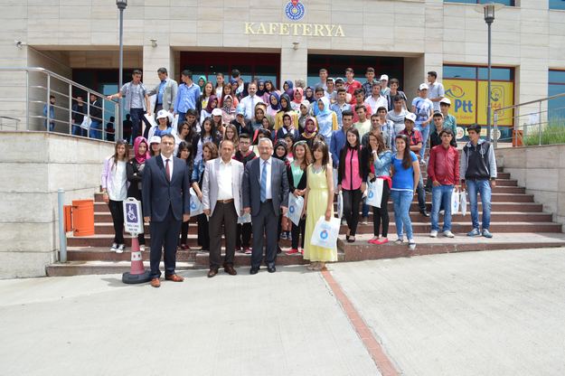 Nurhak Çok Programlı Anadolu Lisesi son sınıf öğrencileri İlçe Milli Eğitim Müdürlüğü ve Kahramanmaraş Sütçü İmam Üniversitesi